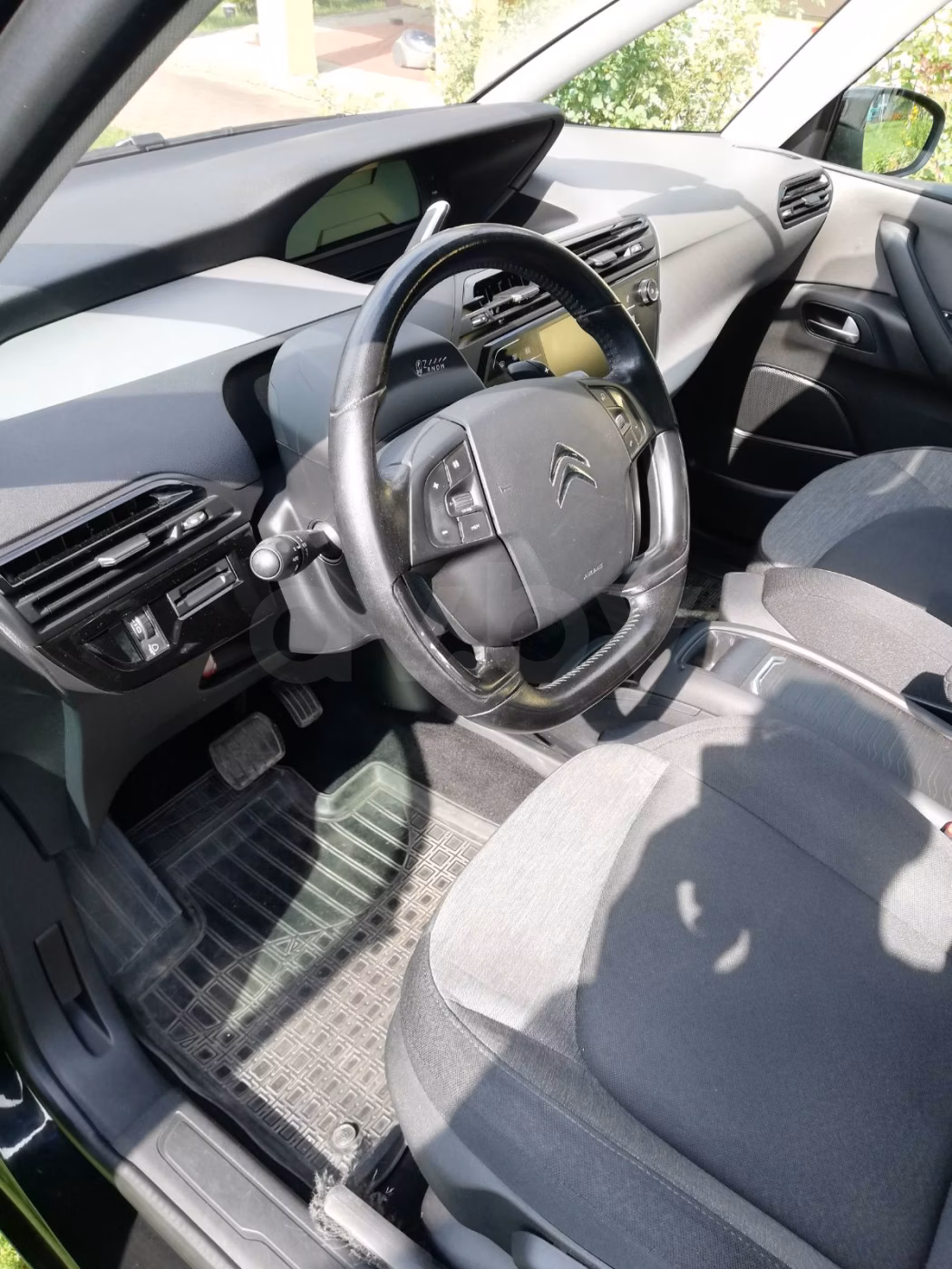 Citroen C4 Grand Picasso фото 3