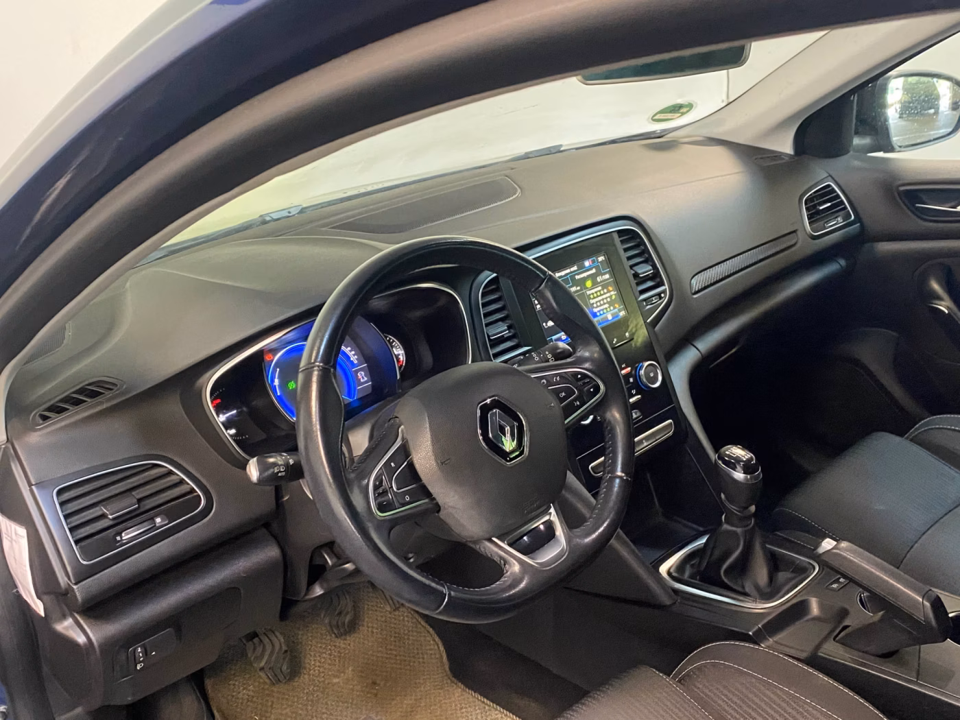 Renault Megane фото 7