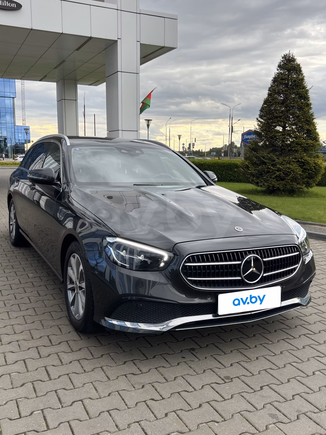 Mercedes-Benz E-Класс фото 3