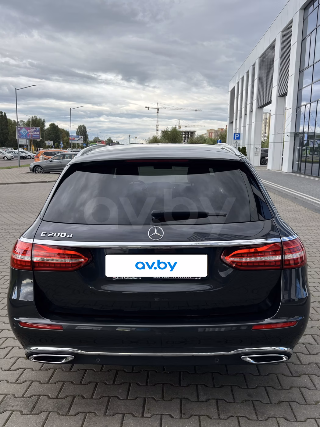 Mercedes-Benz E-Класс фото 7
