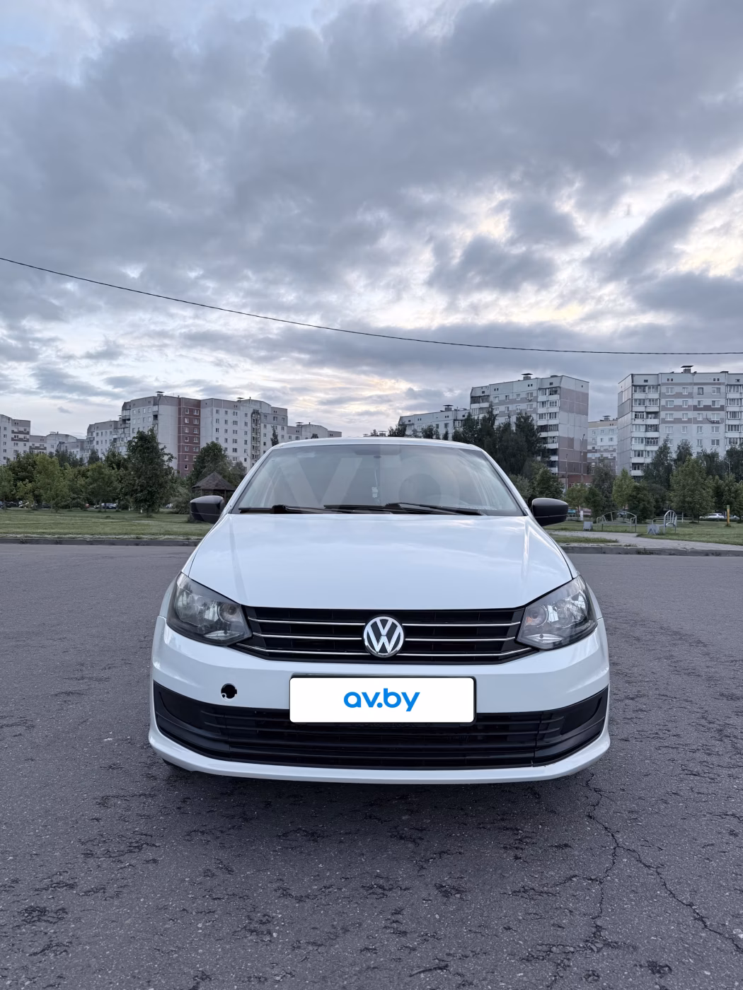 Volkswagen Polo Sedan