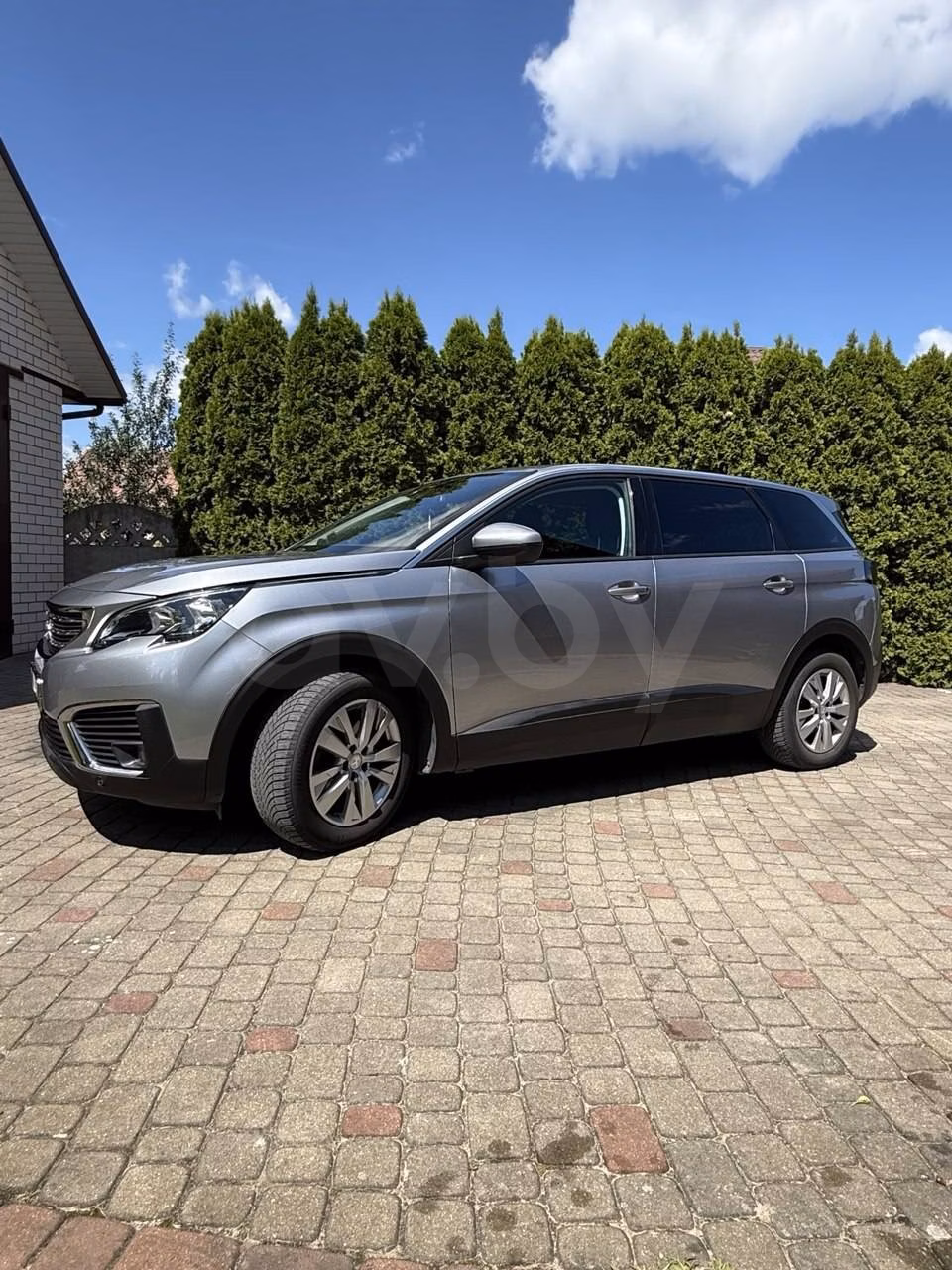 Peugeot 5008 фото 2