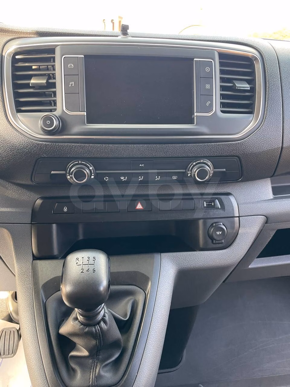 Opel Vivaro фото 11