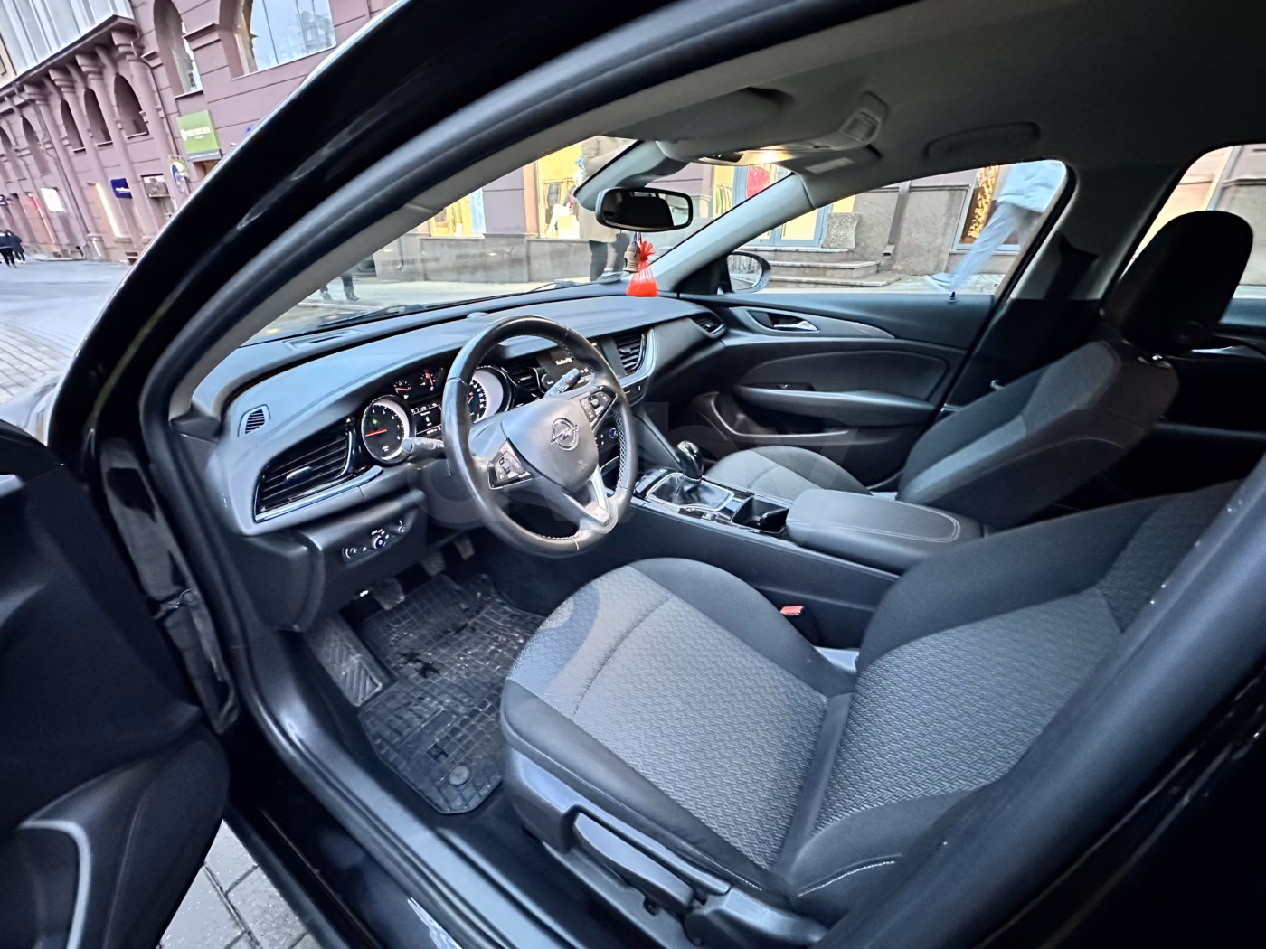 Opel Insignia фото 14