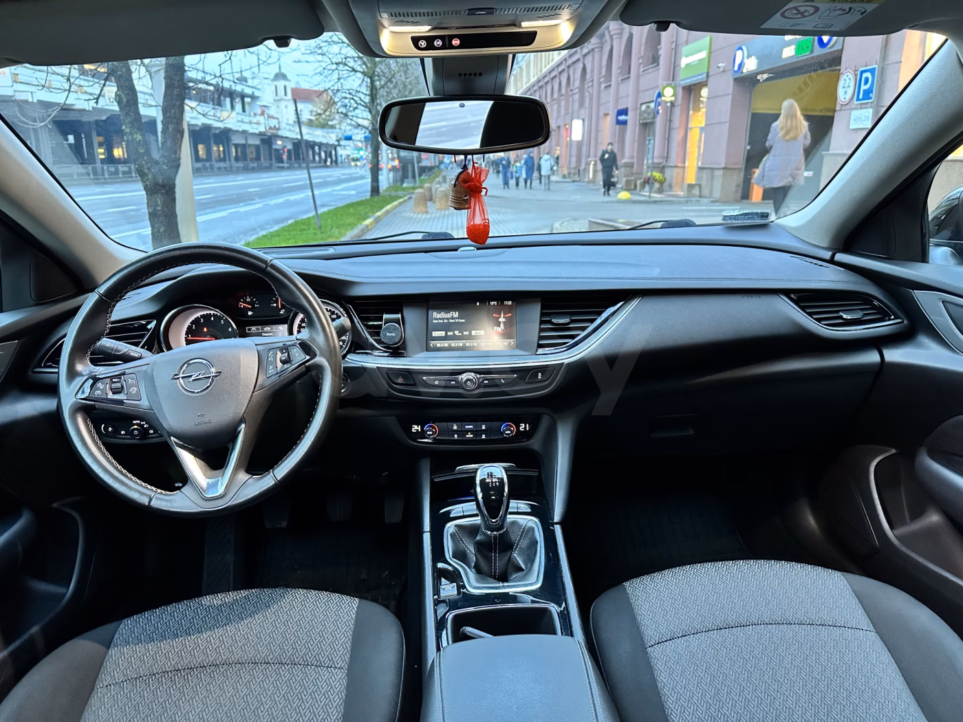 Opel Insignia фото 15