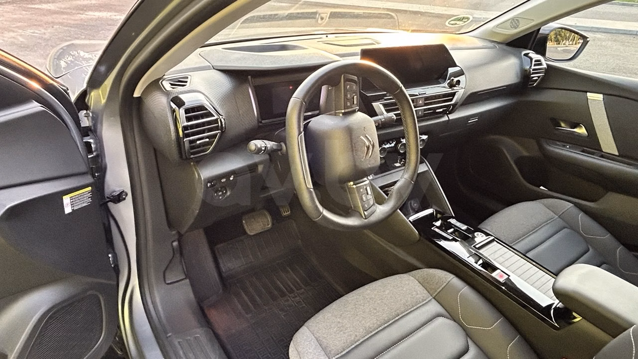 Citroen C4 фото 10