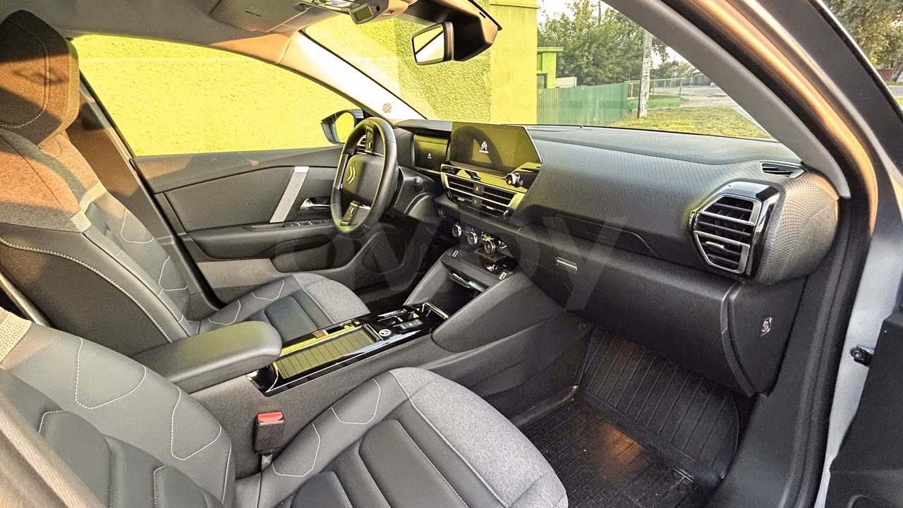 Citroen C4 фото 15