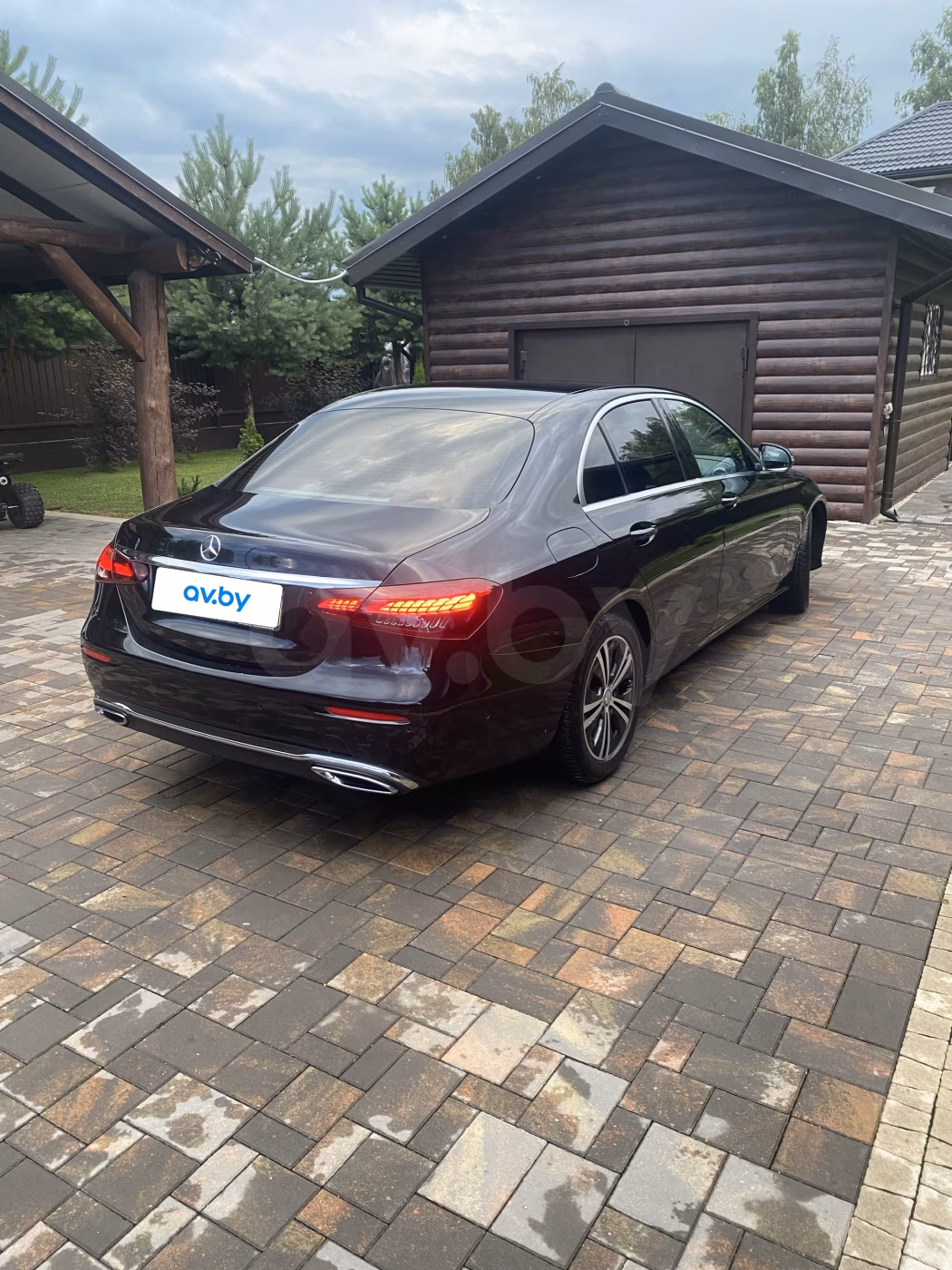 Mercedes-Benz E-Класс фото 3