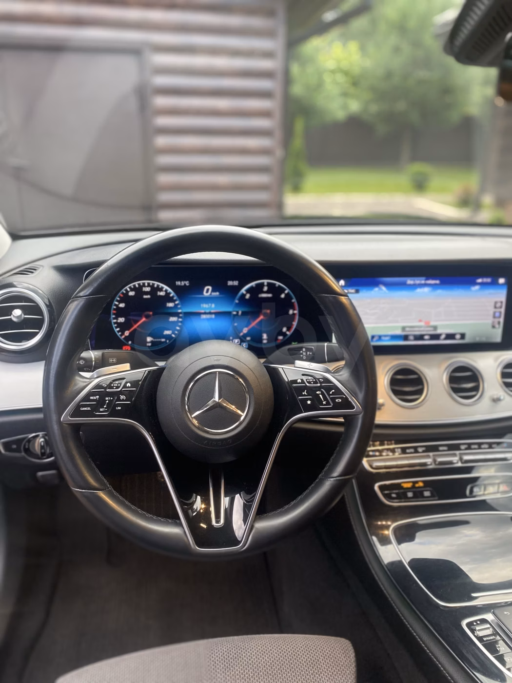 Mercedes-Benz E-Класс фото 8