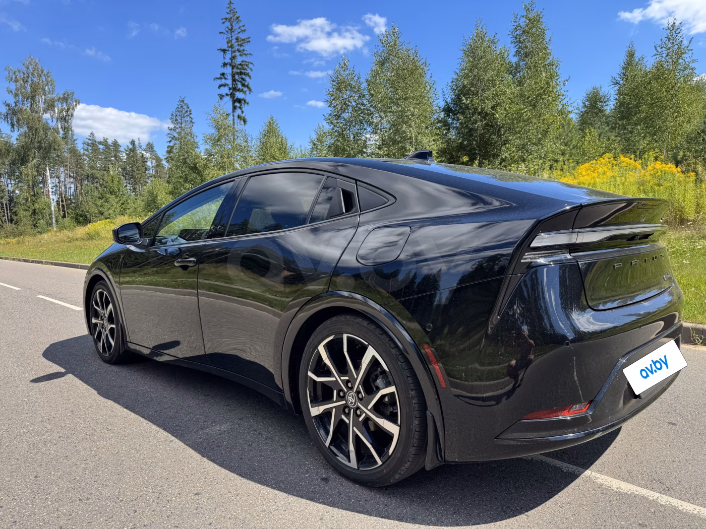 Toyota Prius фото 10