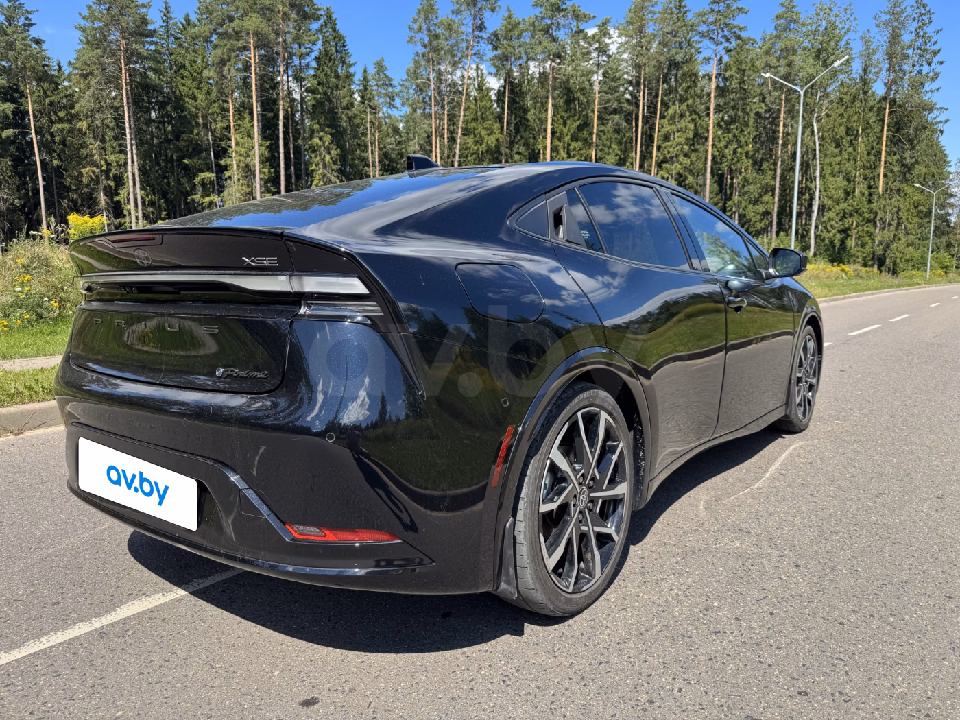 Toyota Prius фото 5