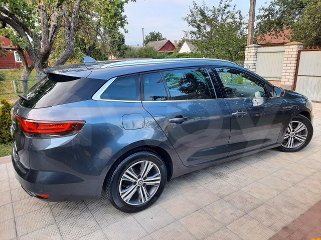 Renault Megane фото 2