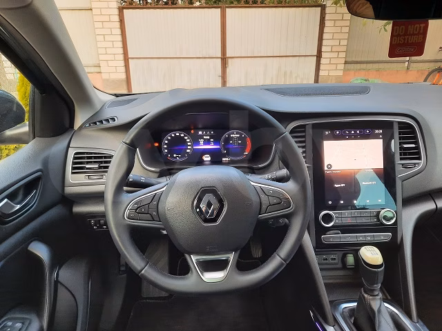 Renault Megane фото 12