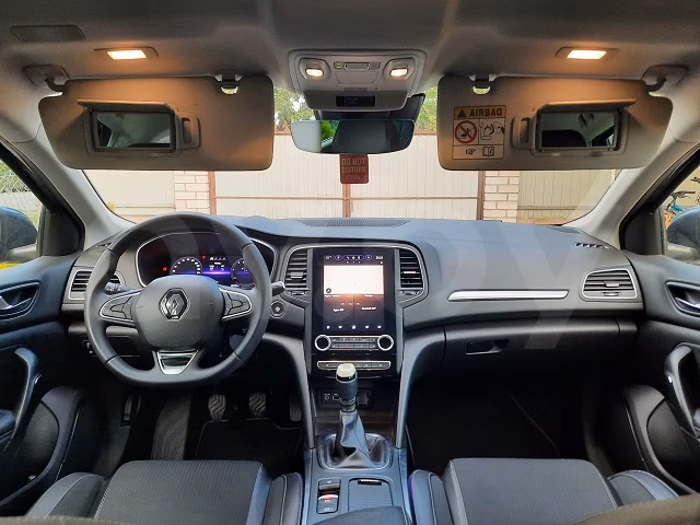 Renault Megane фото 17
