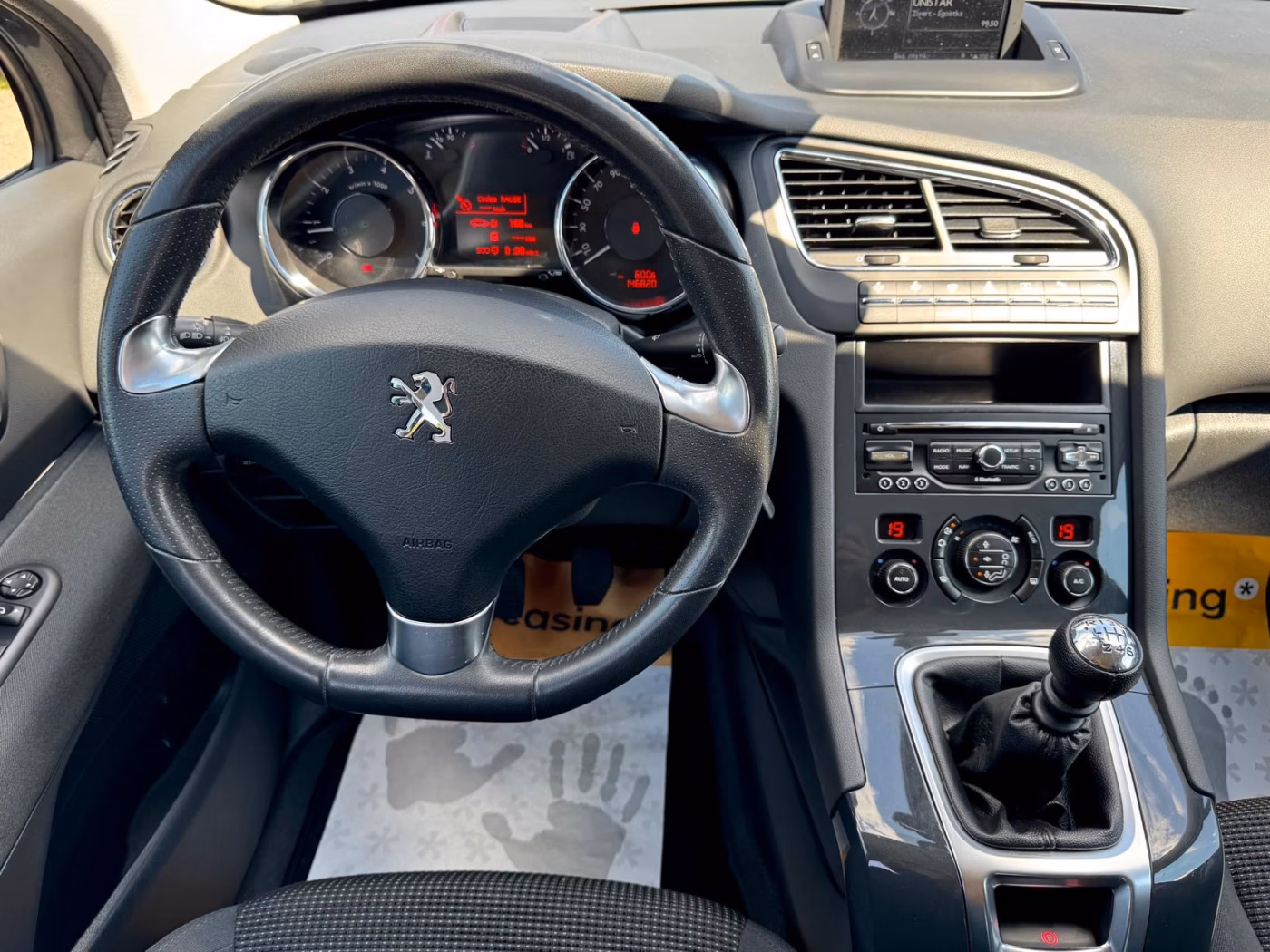 Peugeot 5008 фото 13