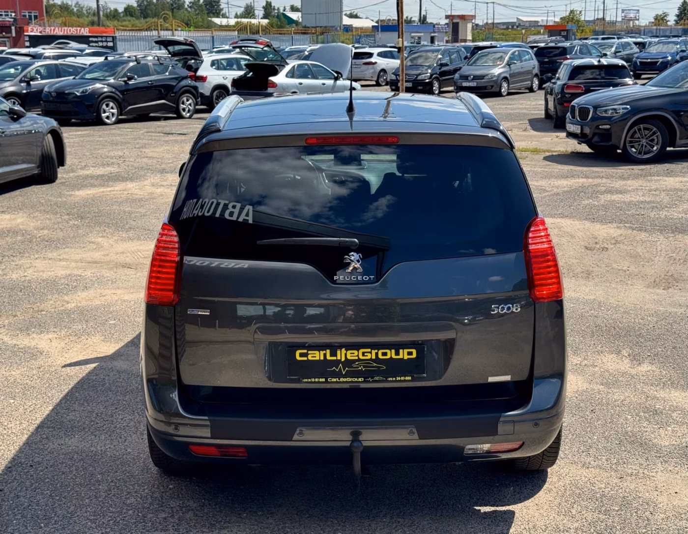 Peugeot 5008 фото 6