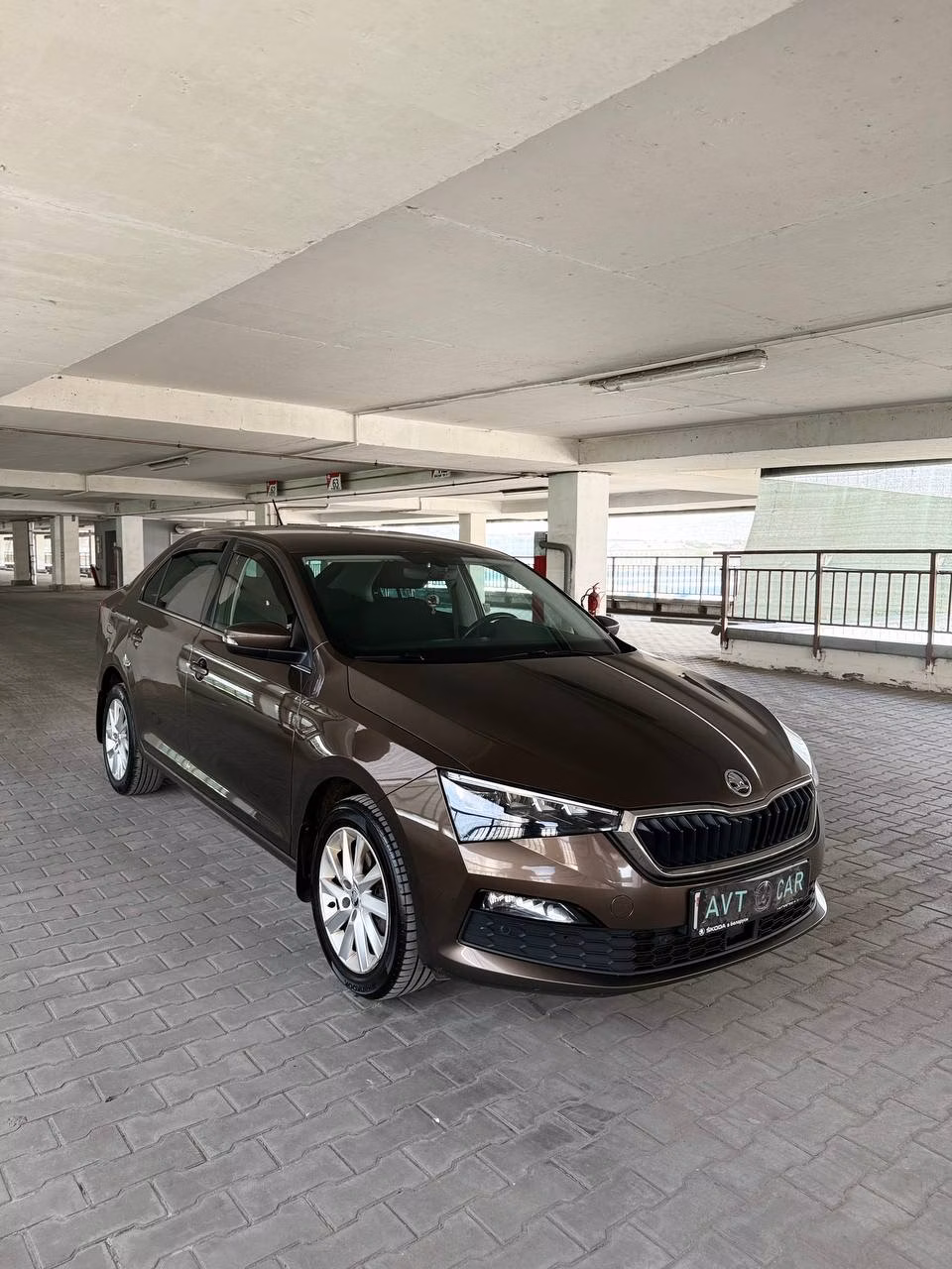 Skoda Rapid фото 9