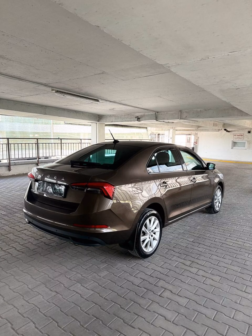 Skoda Rapid фото 8