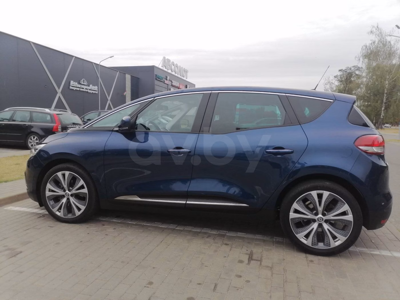 Renault Scenic фото 6