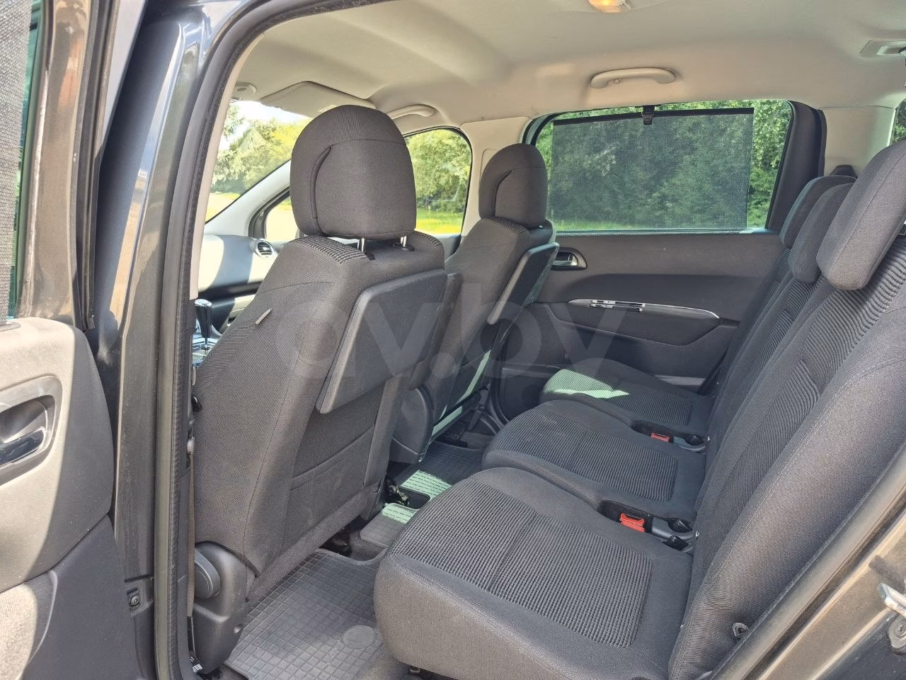 Peugeot 5008 фото 15