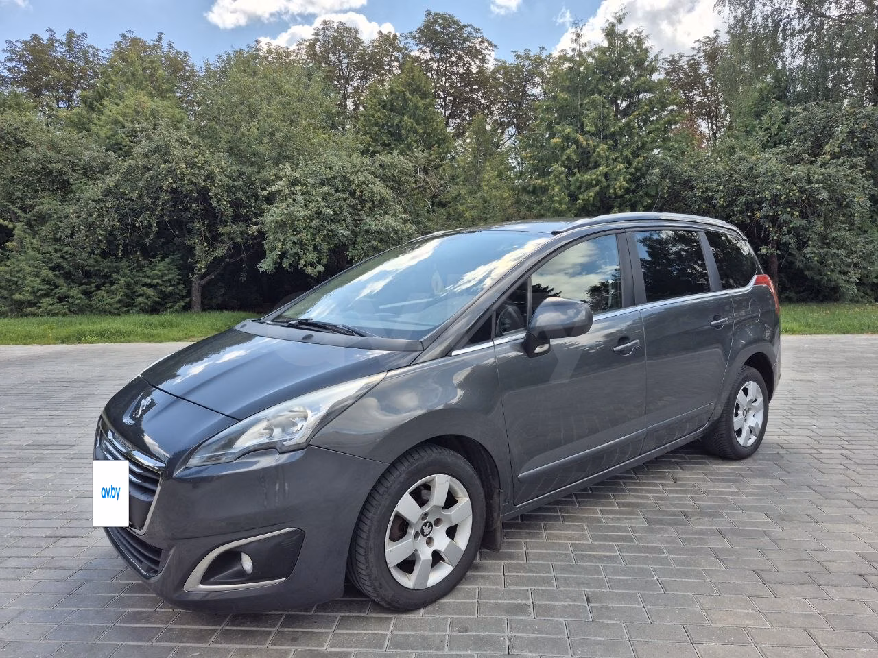 Peugeot 5008 фото 12