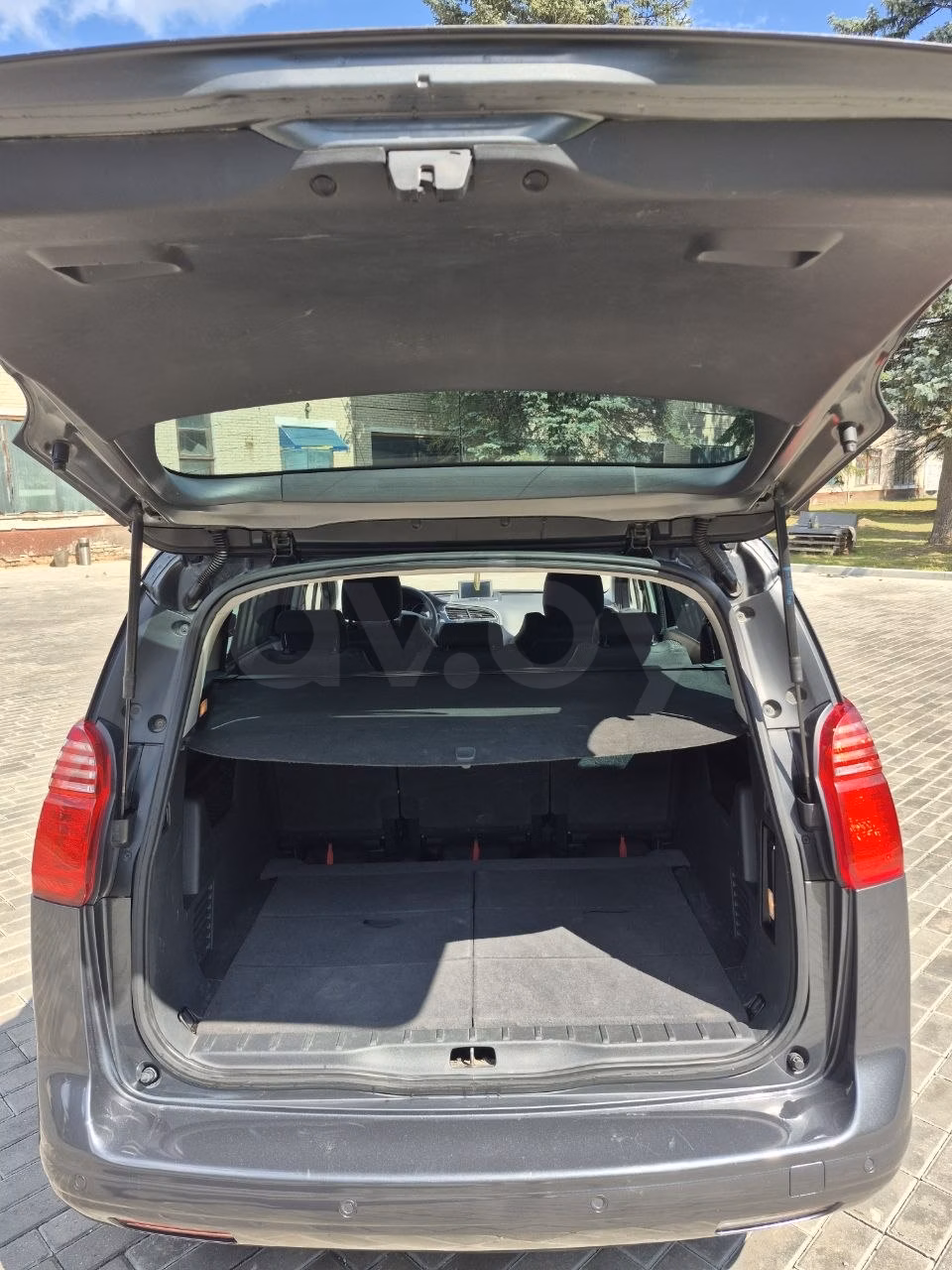 Peugeot 5008 фото 13