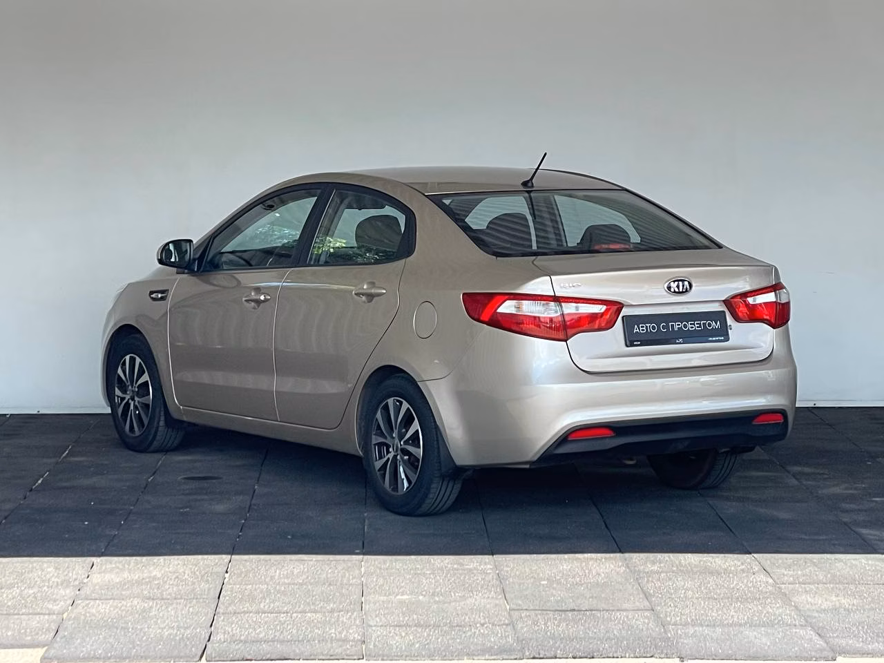 Kia Rio фото 6