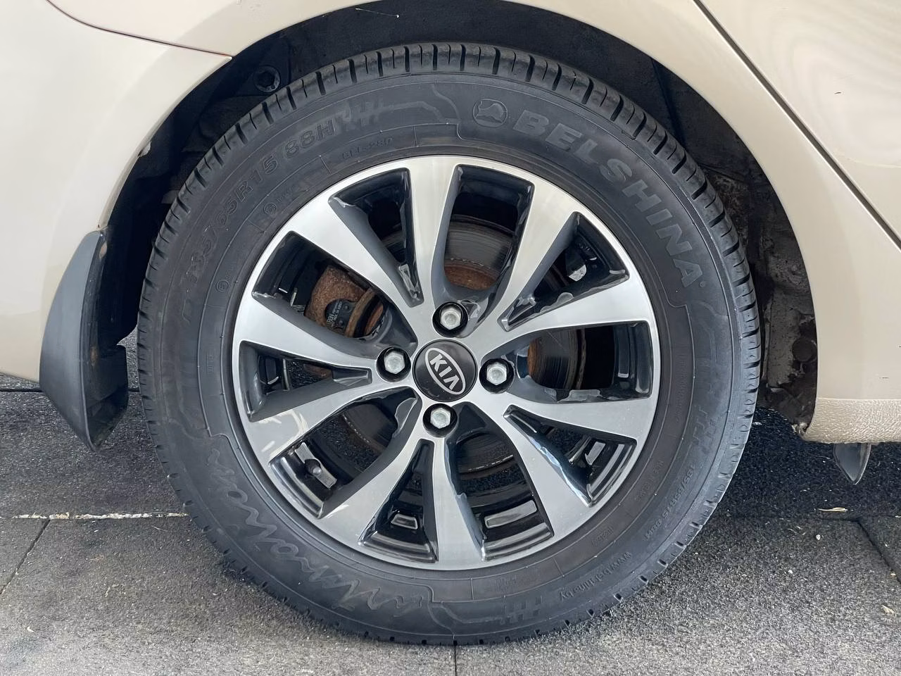 Kia Rio фото 21
