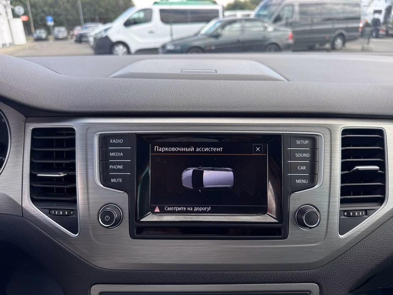Volkswagen Golf Sportsvan фото 16