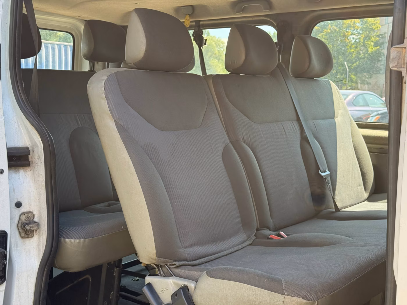 Opel Vivaro фото 10