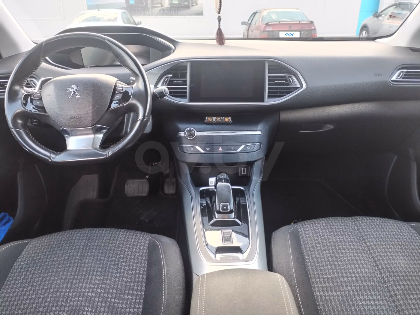 Peugeot 308 фото 4