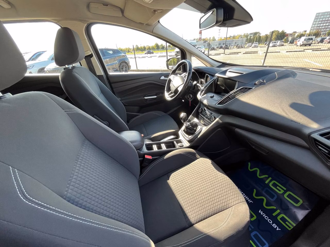 Ford C-MAX фото 12