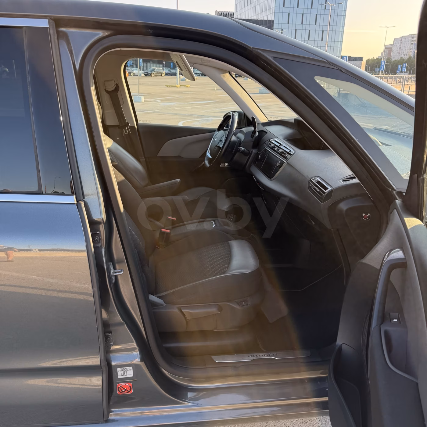 Citroen C4 Picasso фото 9
