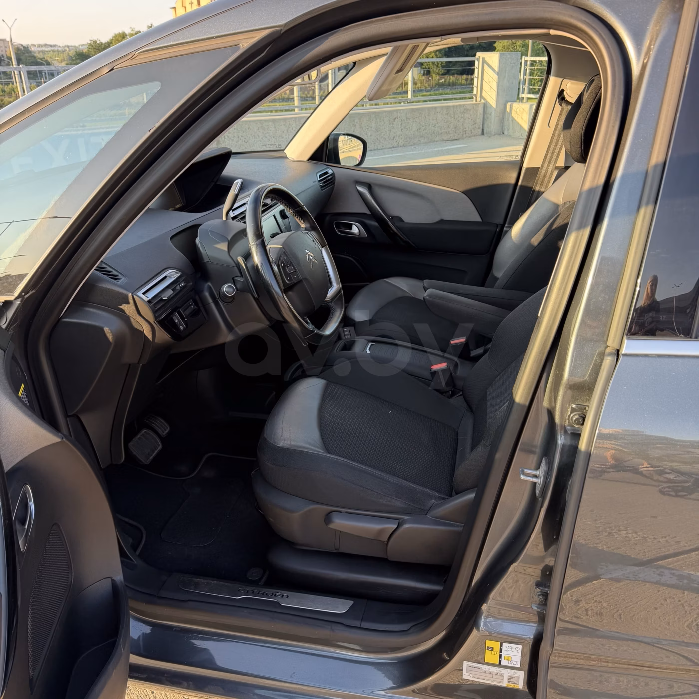 Citroen C4 Picasso фото 10