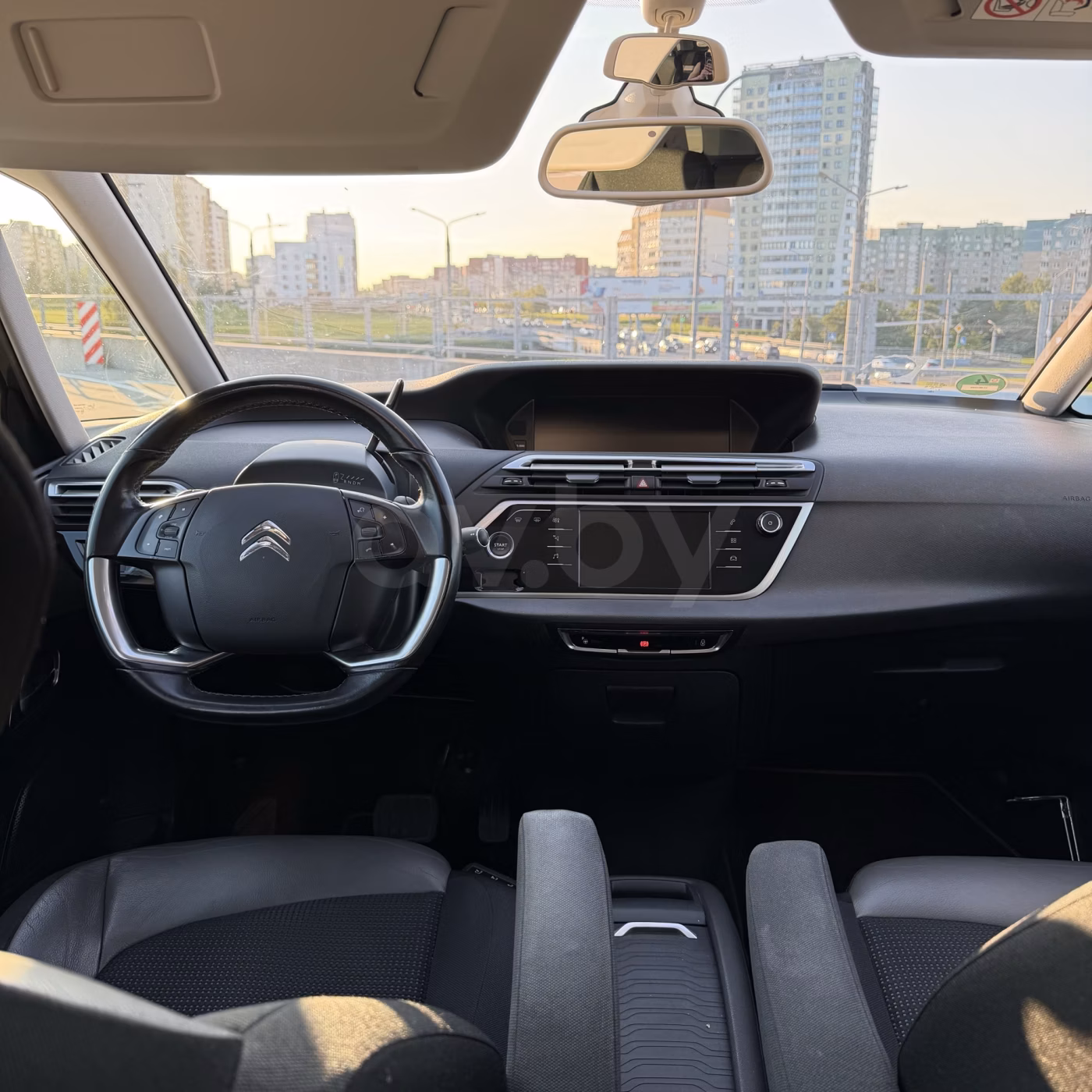 Citroen C4 Picasso фото 8