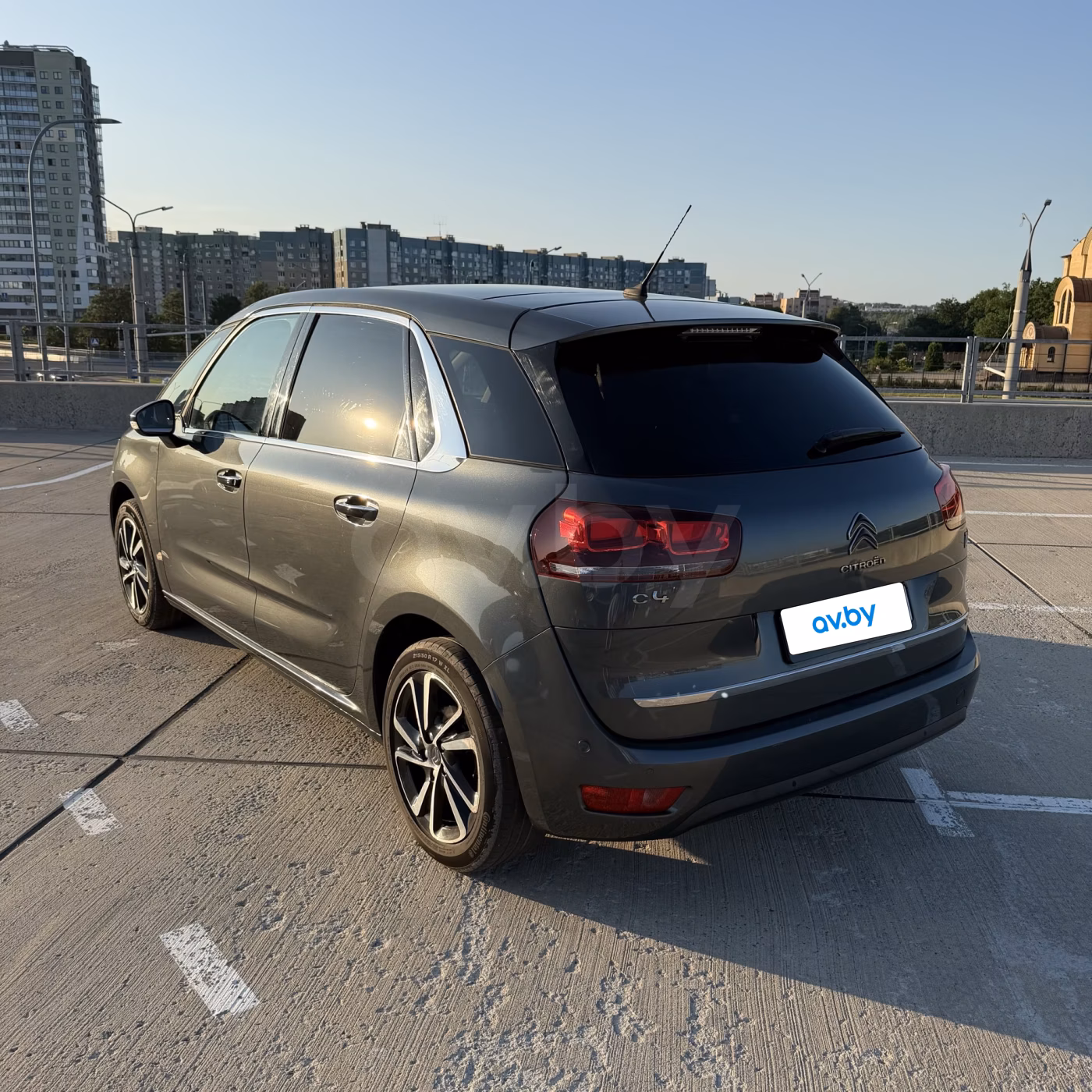 Citroen C4 Picasso фото 3