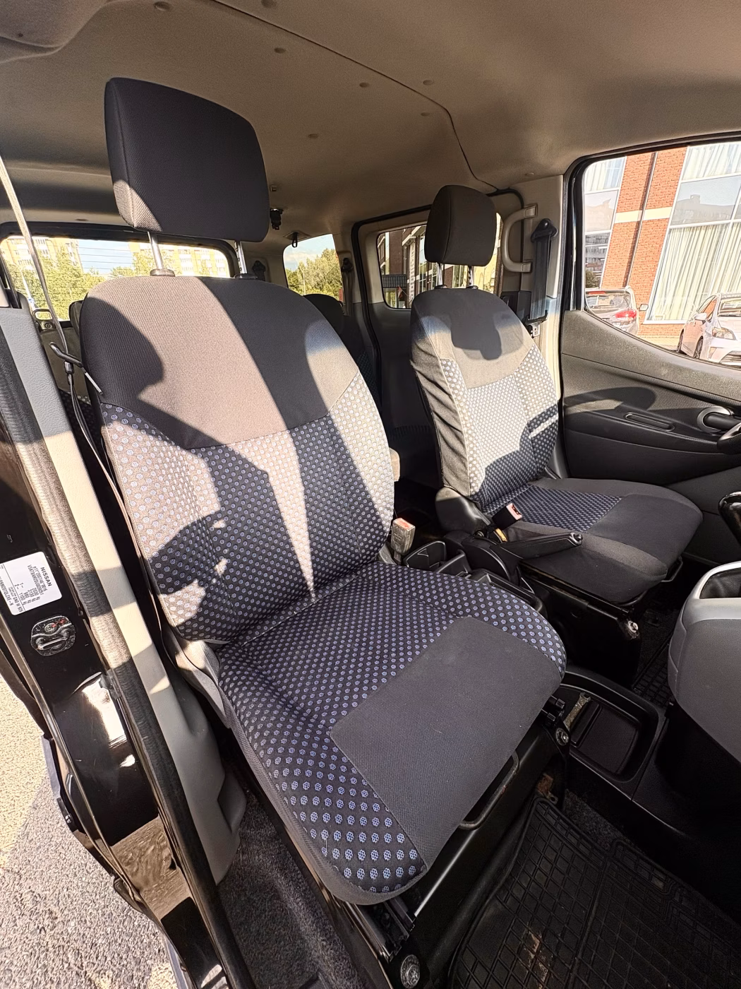 Nissan NV200 фото 12