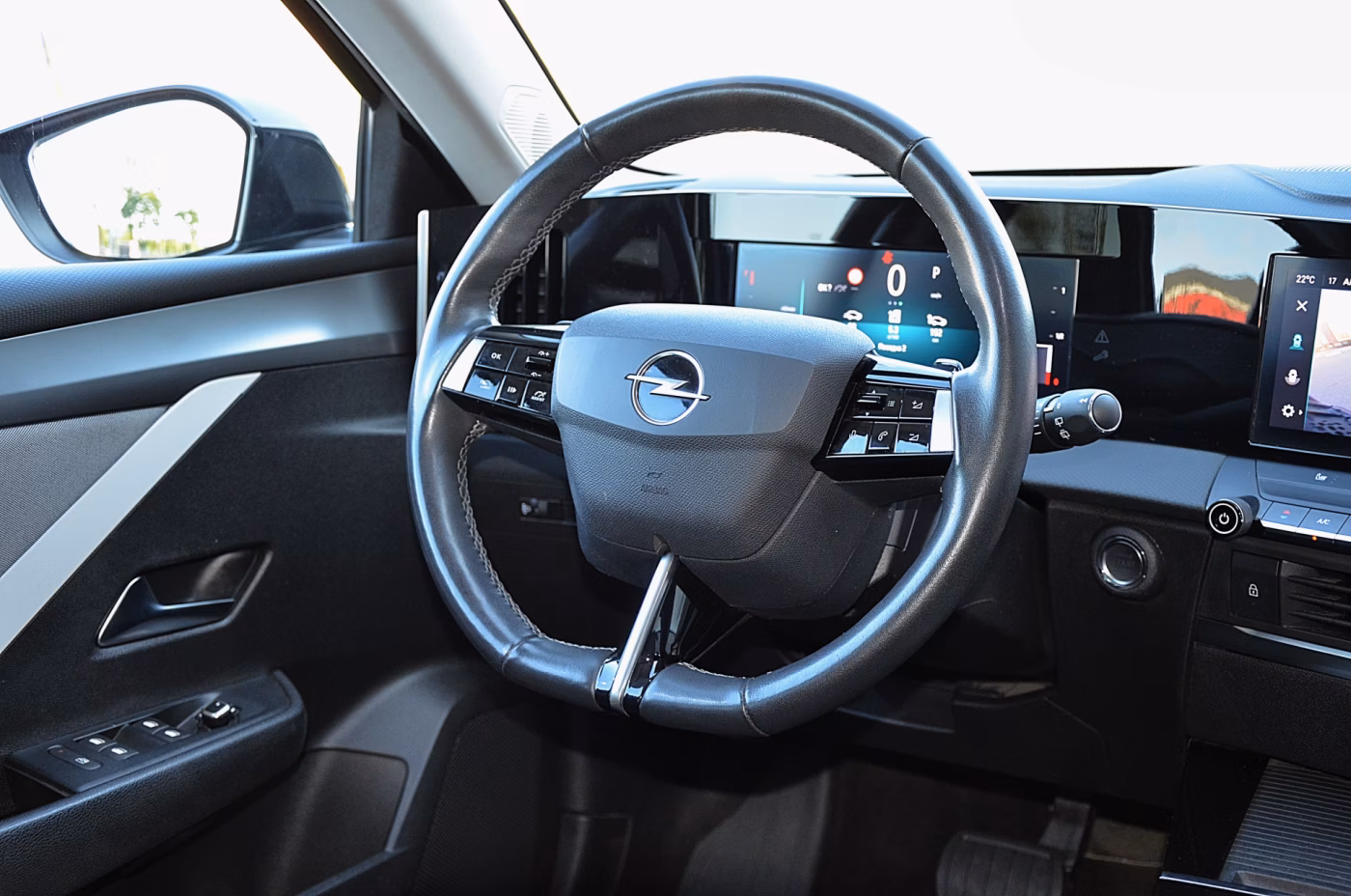 Opel Astra фото 18
