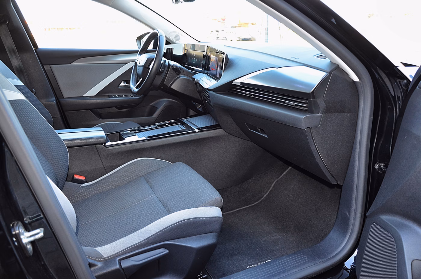 Opel Astra фото 22