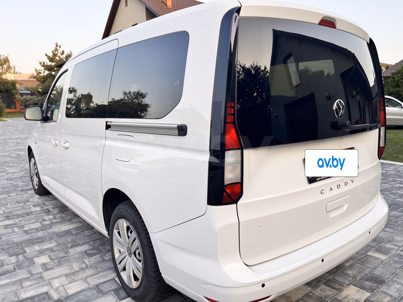 Volkswagen Caddy MAXI фото 2