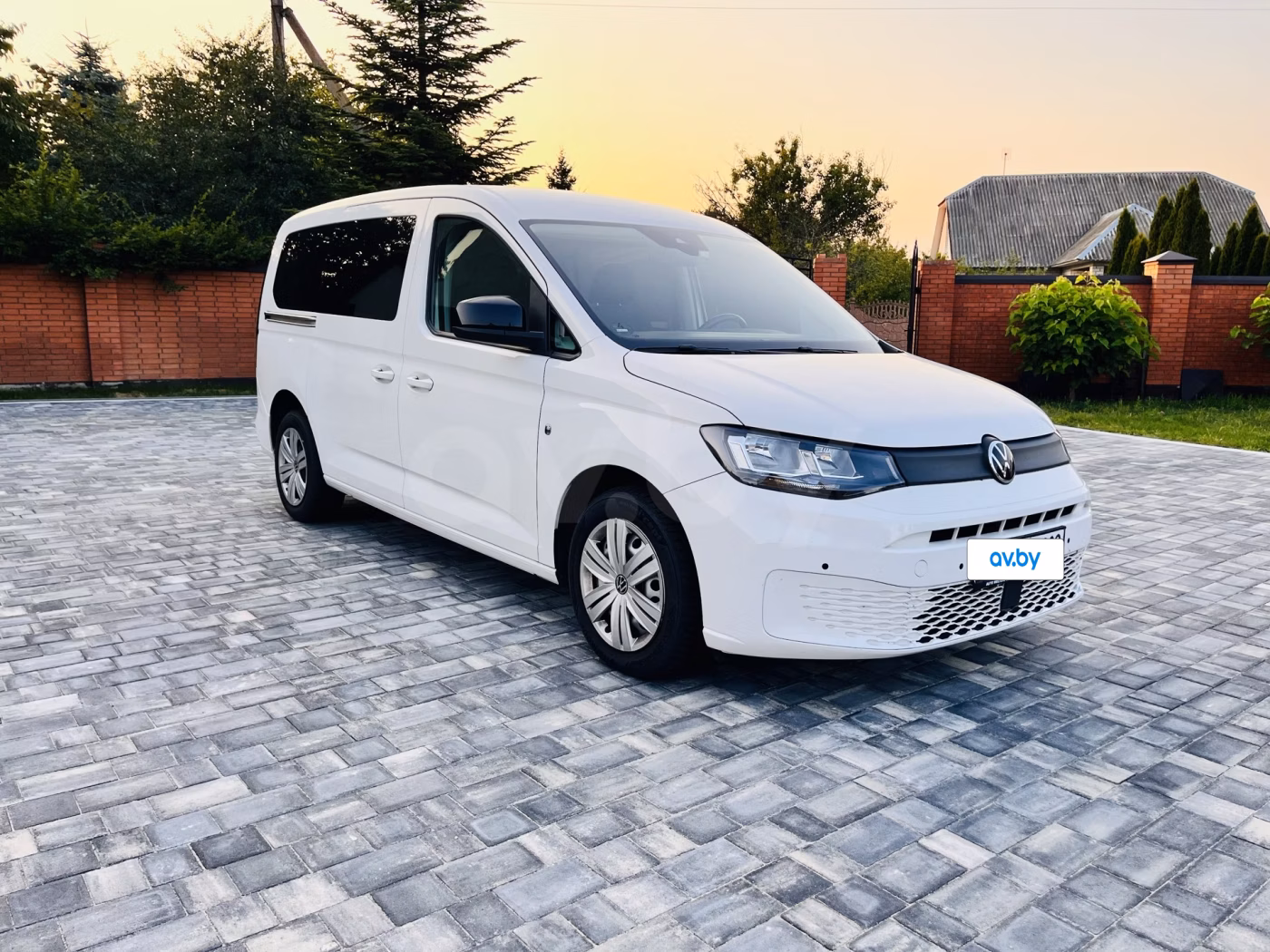 Volkswagen Caddy MAXI фото 7