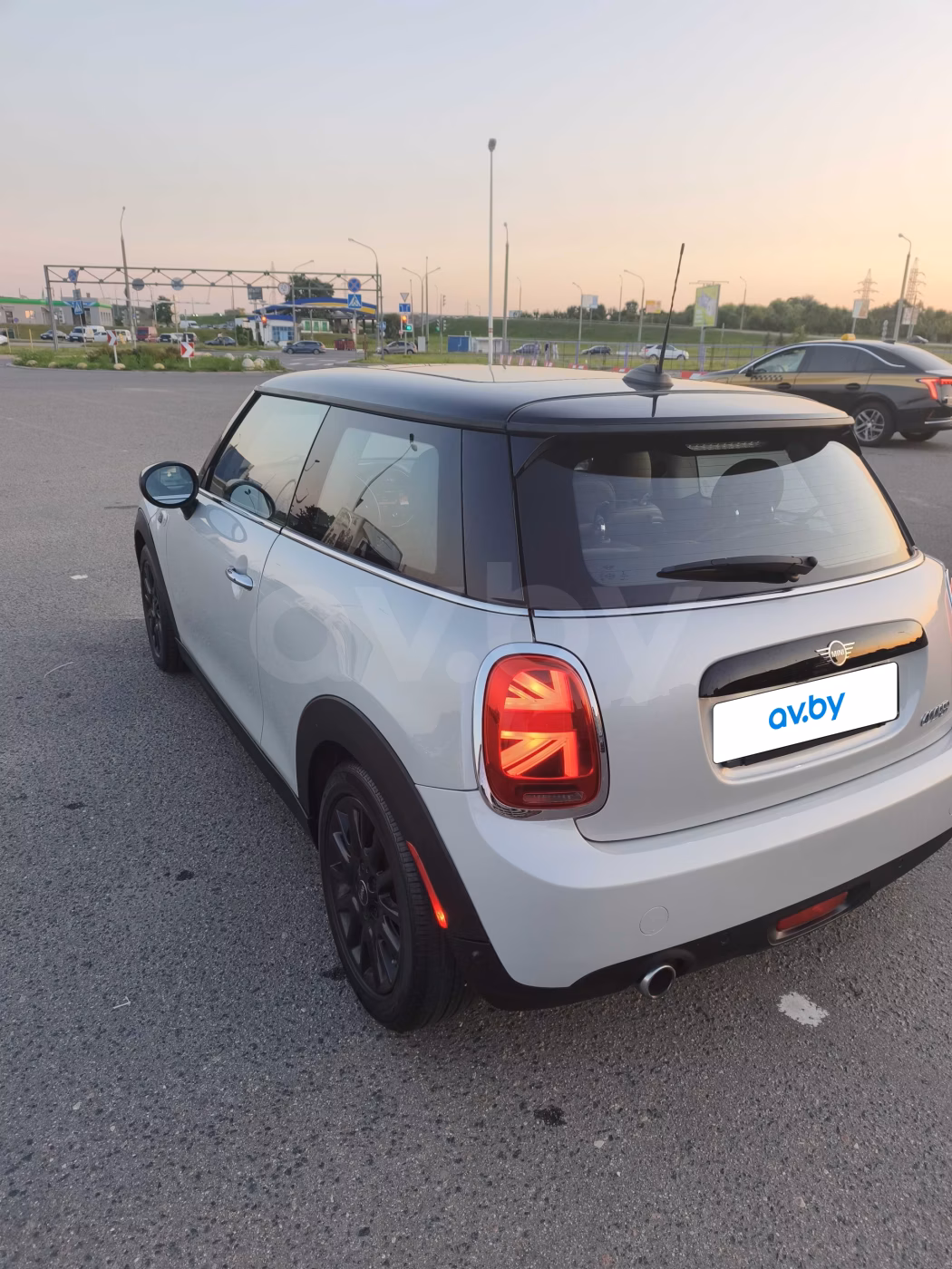 MINI Hatch фото 6
