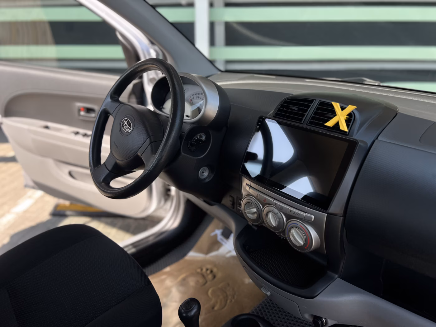 Subaru Justy фото 9