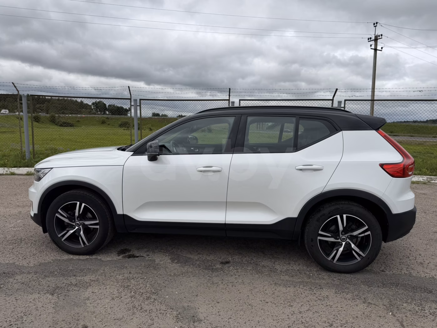 Volvo XC40 фото 6