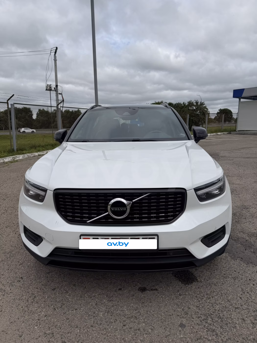 Volvo XC40 фото 2