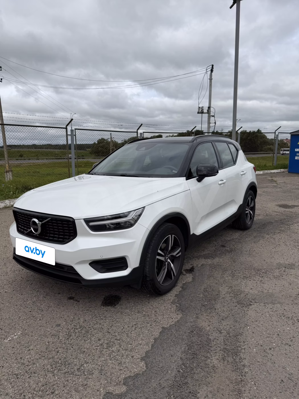Volvo XC40 фото 3