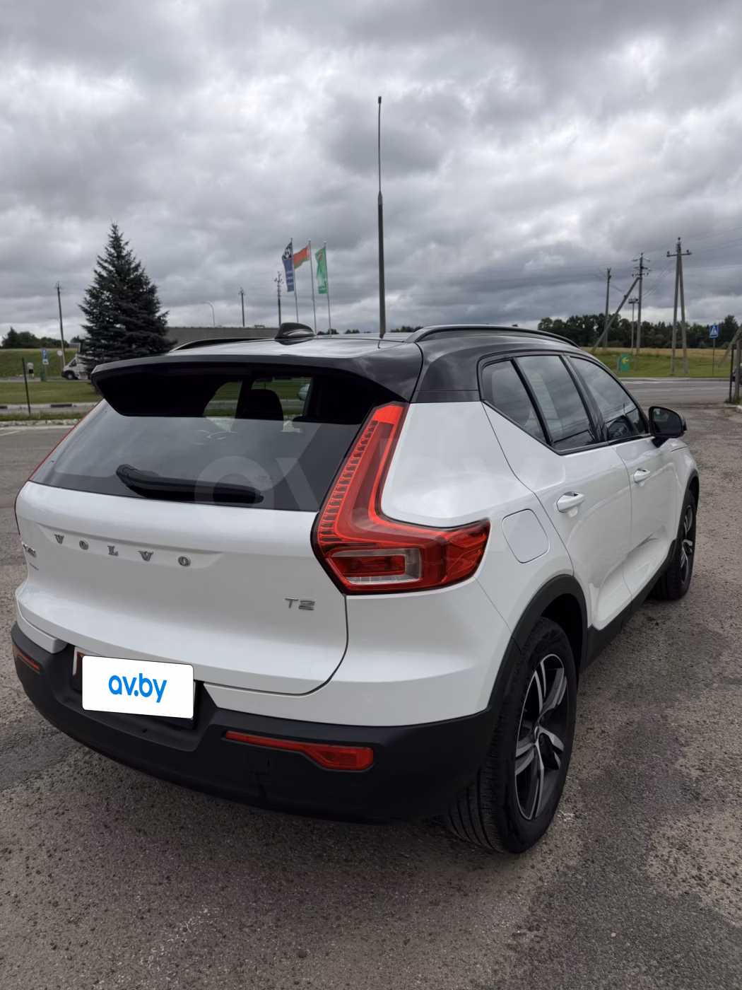 Volvo XC40 фото 5