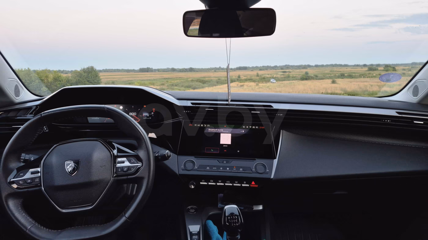 Peugeot 308 фото 5