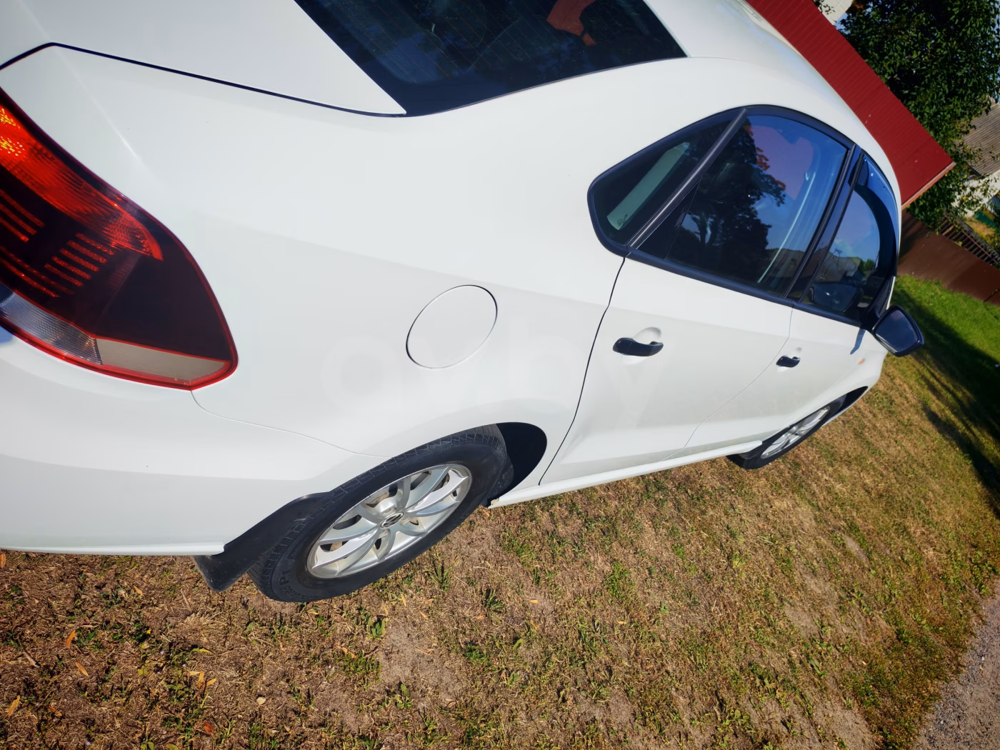 Volkswagen Polo Sedan фото 5