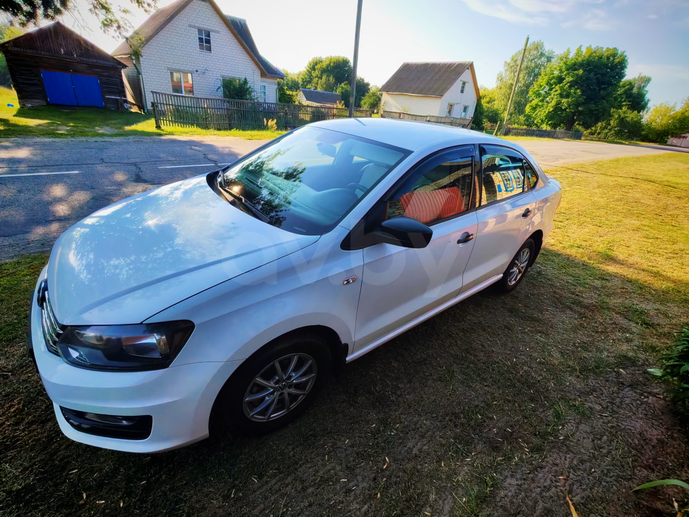 Volkswagen Polo Sedan